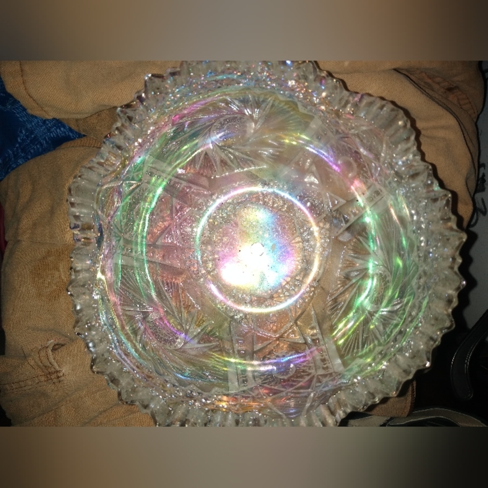 Vintage Comet Collection Carnival Irredecent Sawtooth Glass Bowl